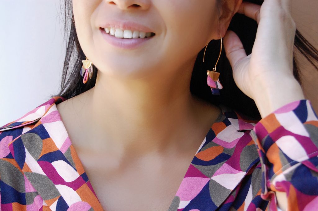 Boucles D'oreilles Pendantes En Velours Noir Et Doré - Version V3, Neuf Avec étiquettes