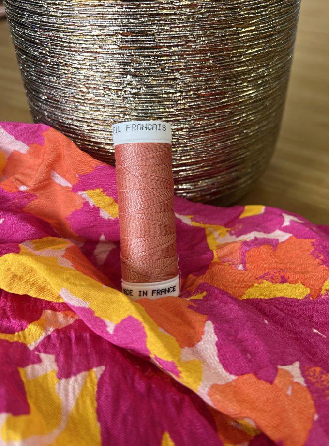 Fil à coudre "rose pale" - Fabriqué en France