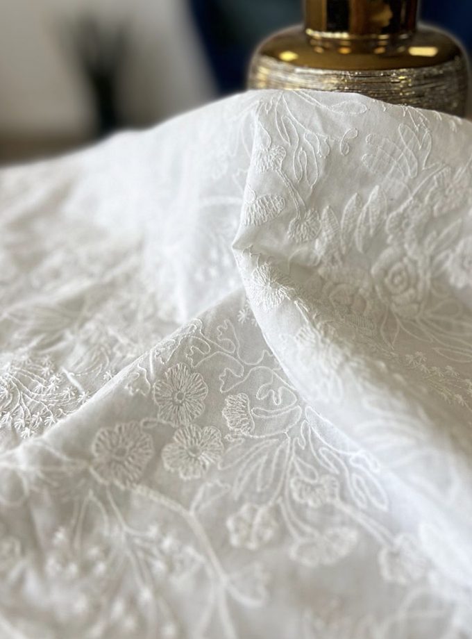 Tissu broderie anglaise coton Alba