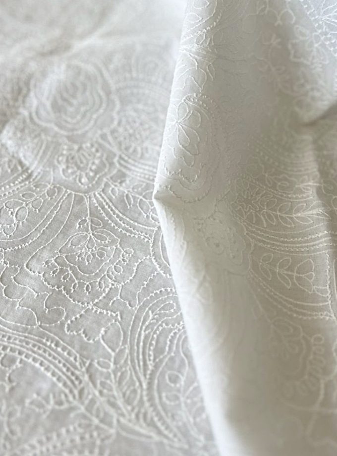 Tissu broderie anglaise coton Lilly