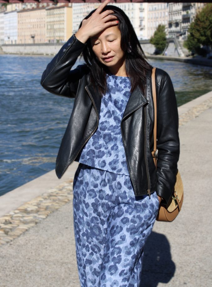 Tissu viscose flammé effet denim Léopard - Imprimé en France