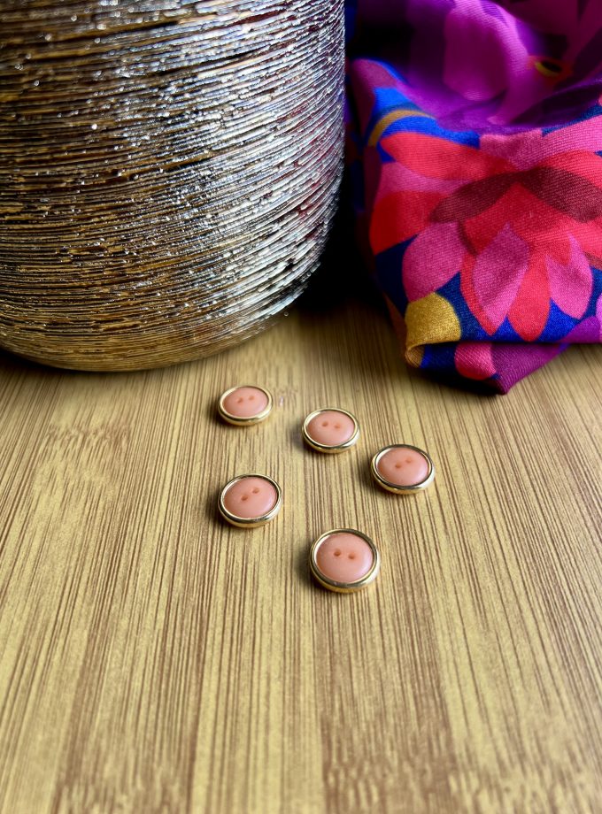 Bouton "Polyester teint"  (12 mm) - Fabriqué en France - rose pâle