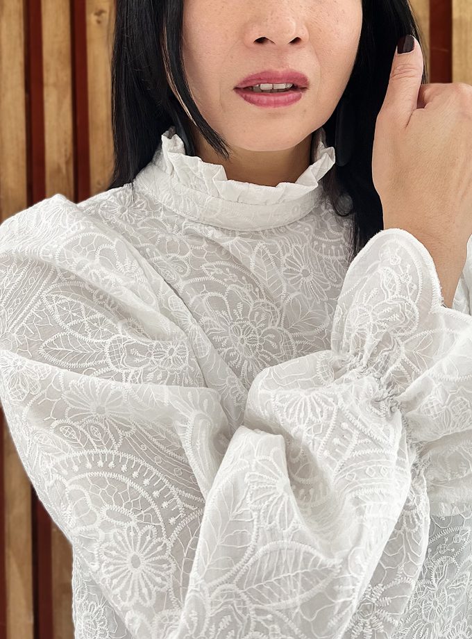 Tissu broderie anglaise coton Mila