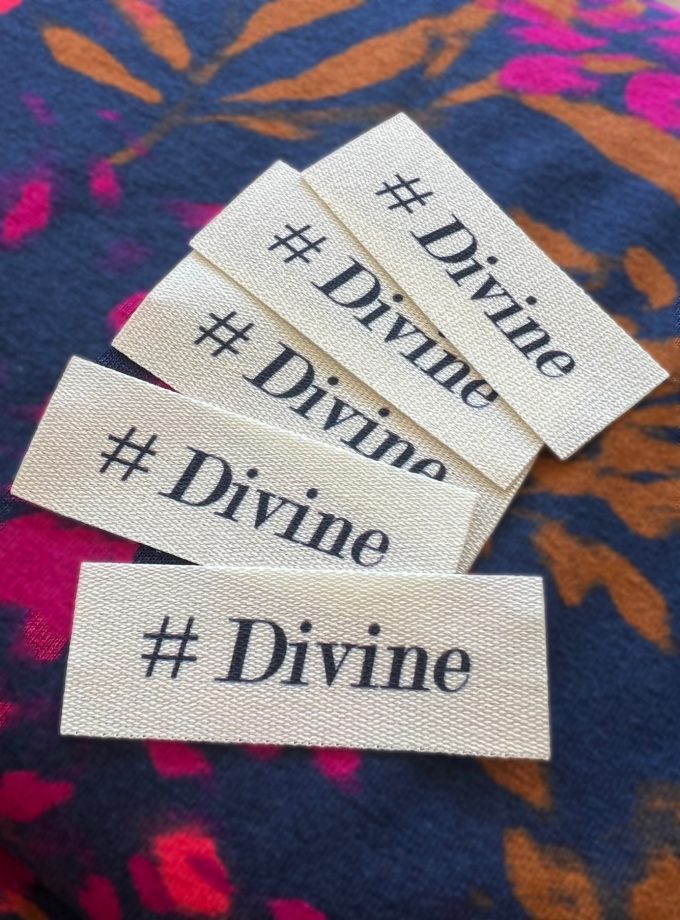 Lot 4 étiquette à coudre Hashtag Divine - Imprimée en France