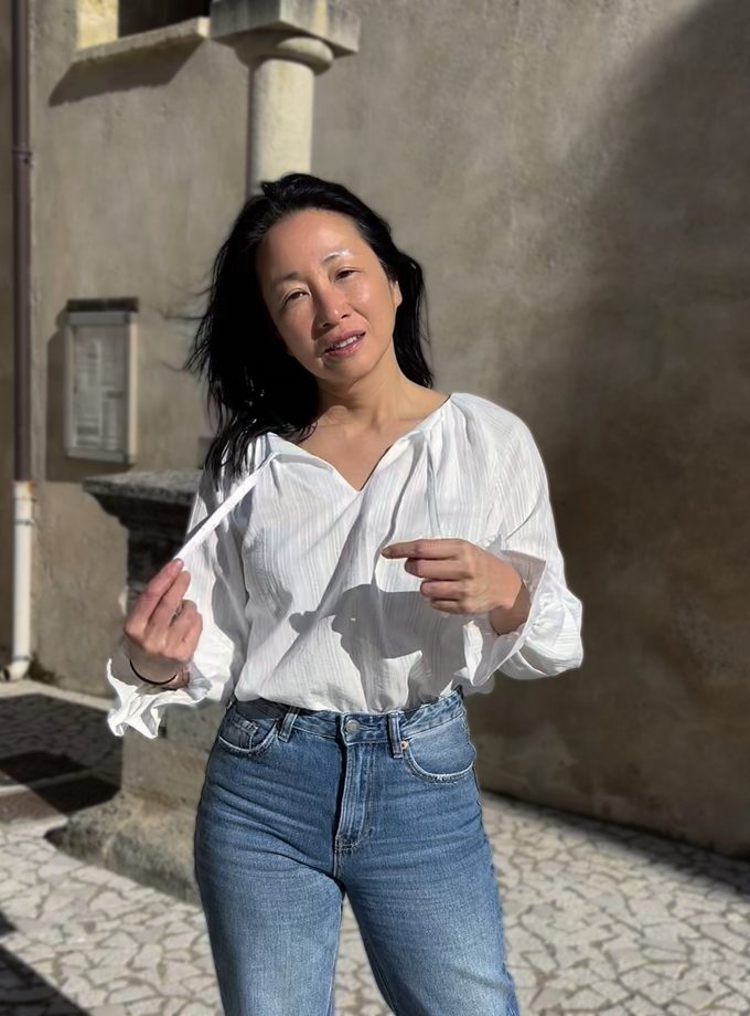 Patron couture blouse Ella by Clématisse pattern + tissu broderie Iris 100% coton