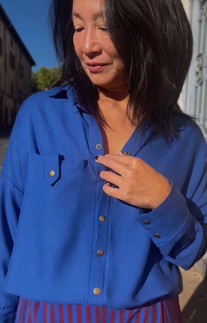 Tissu crêpe viscose bleu klein