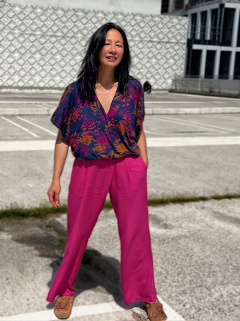Patron couture Pantalon Taïs Clematisse pattern + tissu crepe viscose Fuchsia