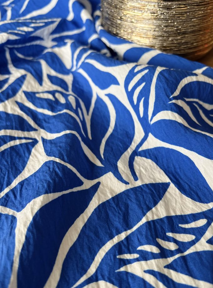 Patron couture Robe Charline Clematisse pattern + tissu texturé satiné Maéra