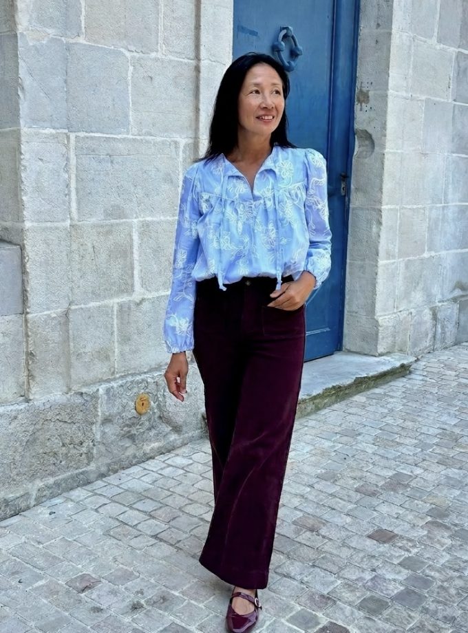 Patron couture blouse Zélie by Clématisse pattern + tissu coton rayure broderie