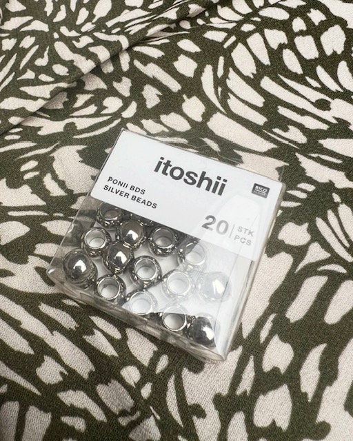 Perles argentées Itoshi – perles couture grand trou 5 mm